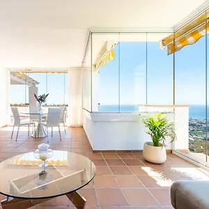 https://apartamento-venus-la-zenaida-luxury-rentals.es-andalucia.com